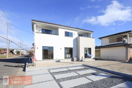 栃木県那須塩原市西幸町 の新築一戸建ての現地外観写真