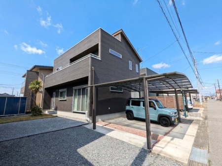 栃木県鹿沼市貝島町 5040-23の中古一戸建ての現地外観写真