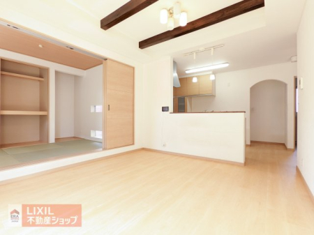 栃木県真岡市熊倉1丁目の中古一戸建てのリビング