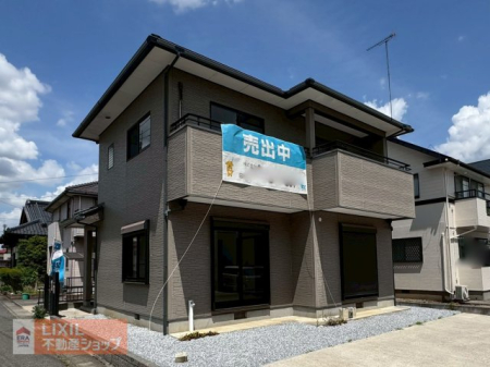 栃木県小山市城北4丁目の中古一戸建ての現地外観写真