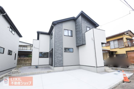 栃木県宇都宮市石井町 の新築一戸建ての現地外観写真