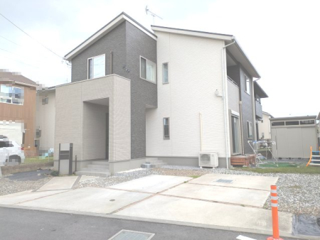 栃木県鹿沼市千渡 の中古一戸建ての現地外観写真