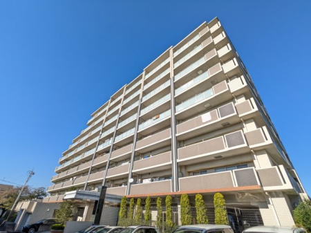 栃木県真岡市大谷台町 2-1の中古マンションの現地外観写真